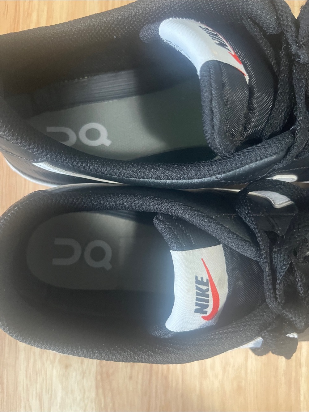 Nike Men’s Black Sneakers with White Swoosh and Red Logo - Picture 3 of 5